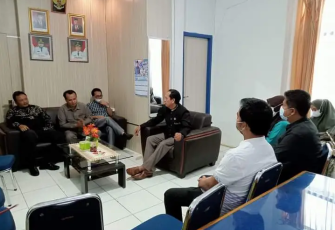 Komisi II DPRD Kota Bengkulu saat sidak ke DLH