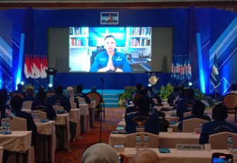 Musda PD Jatim, AHY sapa Gubernur Jawa Timur Khofifah Indar Parawansa dan Wali Kota Surabaya, Eri Cahyadi 