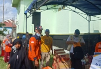 Sejumlah bantuan yang akan disalurkan kepada warga terdampak kebakaran di Pulau Buluh