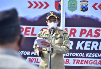 Wakil Bupati Trenggalek, Syah Muhamad Natanegara, saat memberikan sambutan di Mapolres Trenggalek, Senin (24/1/2022) (Foto : Hardi Rangga, klikwarta.com)