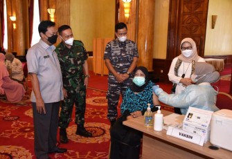 Vaksinasi  “Booster” Untuk Purnawirawan TNI AL 