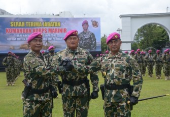 Jabatan Komandan Korps Marinir TNI AL Diserahterimakan