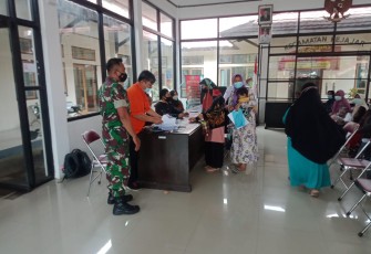Pembagian BLT di Kejajar