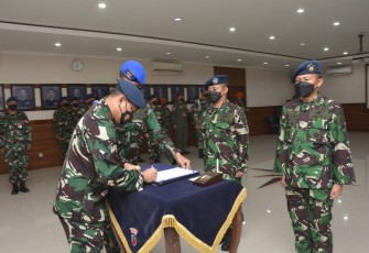 Letkol Tek Wibowo Jabat Kadislog Lanud Iswahjudi