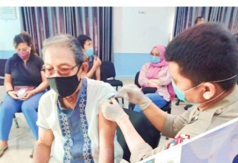 Vaksinasi di Desa Lancang Kuning Bintan