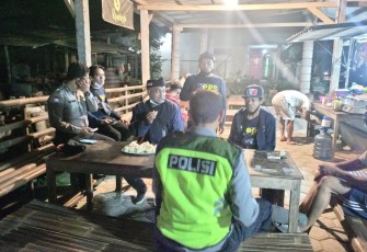 Polsek Gondang, Tulungagung, saat ngopi bareng FKPPS