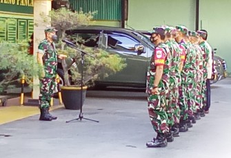 ​​Apel Pagi dan Jam Komandan