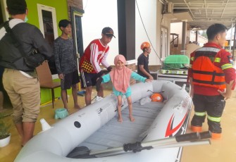Seribu Jiwa Mengungsi Akibat Banjir di Kutai Timur