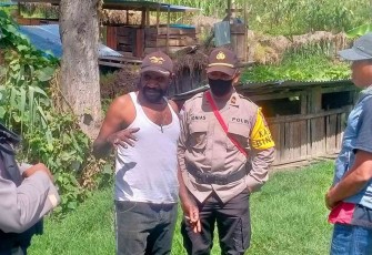 Survey Lokasi Pembuatan Kandang Babi Program Kasuari di Kampung Kago