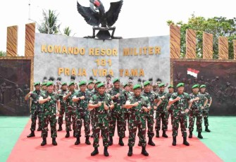 Prajurit Korem 181/PVT Tanamkan Rasa Bangga Terhadap Profesi