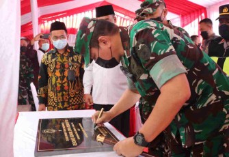 Danrem 052/Wkr Resmikan Bangunan Renovasi Kantor Koramil 07/Pondok Aren