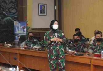 Road Show Sosialisasi Peningkatan Minat Pendidikan Pascasarjana di Lanud Abdulrachman Saleh 
