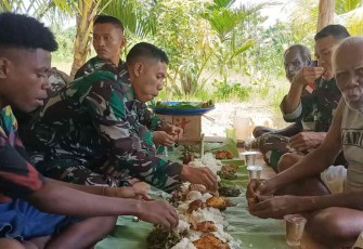 Komsos Kreatif Satgas Yonif 315/Garuda Bersama Para Tokoh dan Masyarakat di Distrik Kimaam