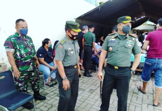 Dandim 0503/JB Apresiasi Serbuan Vaksinasi Koramil 01/TS