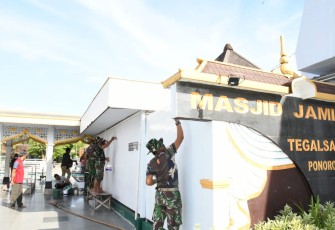 Gerakan Karya Bakti 1000 Masjid, Dandim 0802/Ponorogo Sebar Anggota di 125 Titik