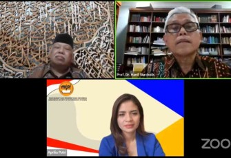 Guru Besar UT: Pola feodal Sudah Ratusan Tahun,  Membentuk Mentalitas Kepala Desa Sebagai Penjilat Penguasa