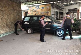 Jelang Ibadah Jumat Agung, Polisi Sterilisasi Sejumlah Gereja di Bojonegoro