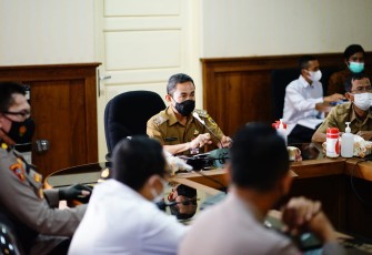 Bupati pimpin rapat koordinasi perbaikan jembatan Juwana