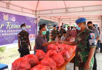 Kegiatan Bazaar Ramadhan di Lanud Silas Papare