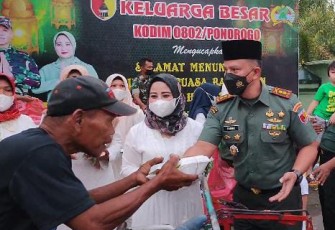 Kodim 0802/Ponorogo Siapkan Takjil Gratis Bagi Warga