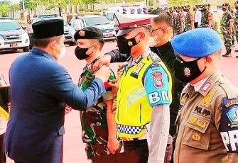 Apel gelar pasukan Ops Ketupat Seligi 2022, di lapangan Polres Bintan, Jumat (22/4/2022)