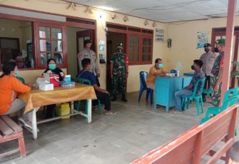 Monitoring dan Pengamanan Vaksinasi wilayah Koramil 04/Padas. Sabtu (23/4/2022)