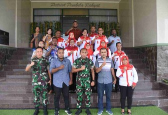 Pandam Kasuari (tengah) bersama DPD Gercin PB. Jum'at (22/4/2022)