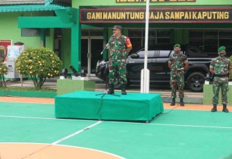 Dandim 1001/HSU-BLG pimpin apel Kesiapsiagaan dan cuti lebaran. Senin (25/4/2022)