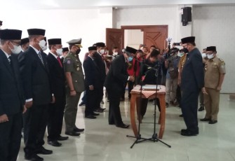 Pelantikan 14 pejabat eselon II Kaur, Selasa (26/4/2022)