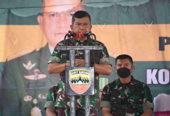 Prajurit dan PNS Korem 023/KS terima pengarahan Pangdam I/BB. Rabu (27/4/2022)