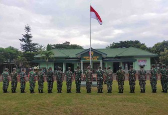 Melepas prajuritnya cuti bersama, Dandim Pacitan ingatkan faktor keamanan. Kamis (28/4/2022)