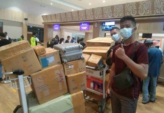 Pasokan obat-obatan dan alkes tim medis satgas binmas Noken. Minggu (08/05/2022)