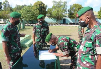 Suasana korps raport serah terima jabatan perwira Kodim 0317/TBK, Senin (9/5/2022)