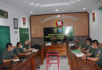 Dandim Sampit saat menerima tim Wasev Sterad di Makodim. Kamis (12/05/2022)