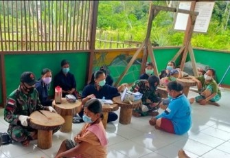 Kegiatan posyandu lansia di balai desa Langau. Minggu (15/05/2022)