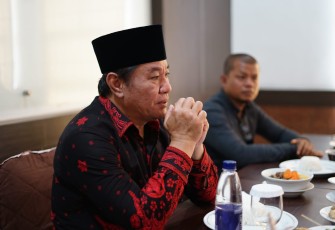 Wagub Rosjonsyah, saat mrnerima silaturahmi Dua Paskibraka, Sabtu (14/5/2022)