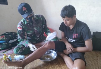 Gerak cepat satgas berikan pengobatan warga di perbatasan. Senin (16/05/2022)