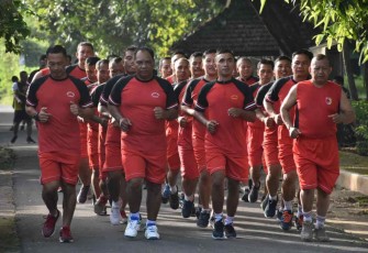 Olahraga bersama prajurit Kodim 0803/Madiun. Kamis (19/05/2022)