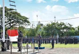 Peringatan Harkitnas di STTAL Surabaya 