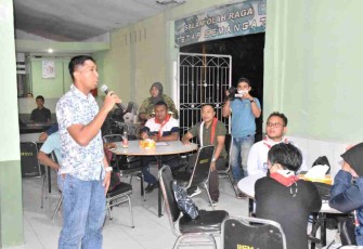 Sambutan Mayor Inf Hermansyah dalam ngopi bareng komunitas Pramuka Sibolga
