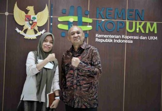 MenkopUKM Teten Masduki saat menerima audensi Fortasbi di Jakarta 