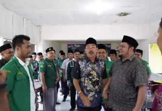 Bupati Labuhanbatu Selatan, H. Edimin, saat membuka Pelatihan Kepemimpinan Dasar (PKD) GP Ansor, Jumat (27/5/2022).