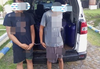 Terduga Pelaku dan Barang Bukti saat Diamankan 