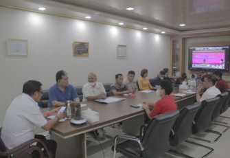 Wali Kota Bitung beserta jajaran, saat mengikuti rapat Menkominfo RI.