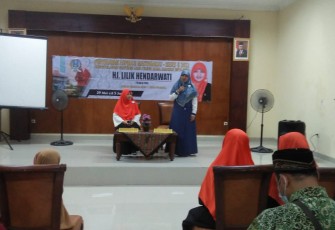 Anggota DPRD Jatim Lilik Hendarwati, saat menggelar reses II tahun 2022, Minggu (5/6/2022).