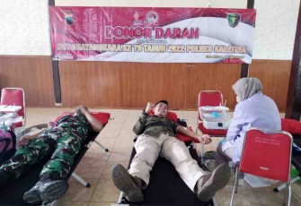 Anggota Penrem 073/Mkt turut serta donor darah sambut HUT Bhayangkara