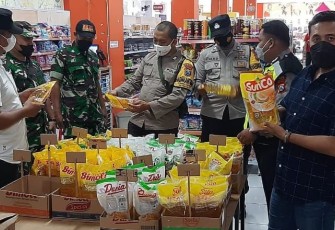 Serda Supandi blusukan pantau stok dan harga migor