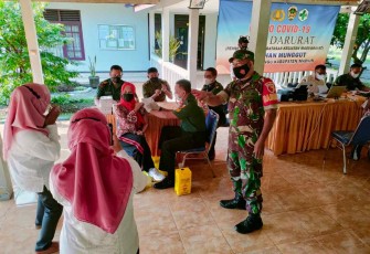 Serbuan vaksinasi Kodim Madiun di Kelurahan Munggut