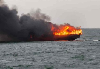 TNI AL Bantu Evakuasi Laka Laut di Kepulauan Riau