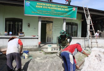 Karya Bakti Kodim 1016 Palangka Raya Sasar Perehaban Mushola Nur Basyi’rah 